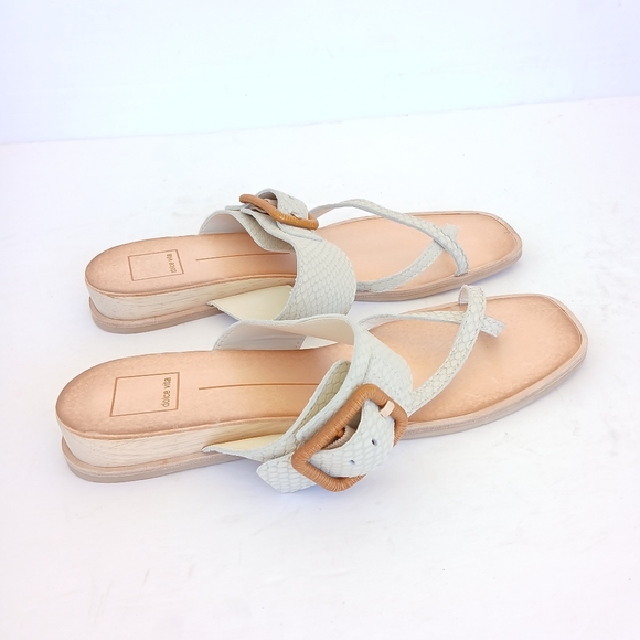 Dolce Vita Revolve Perris Ivory Embossed Sandals - Picture 3 of 7